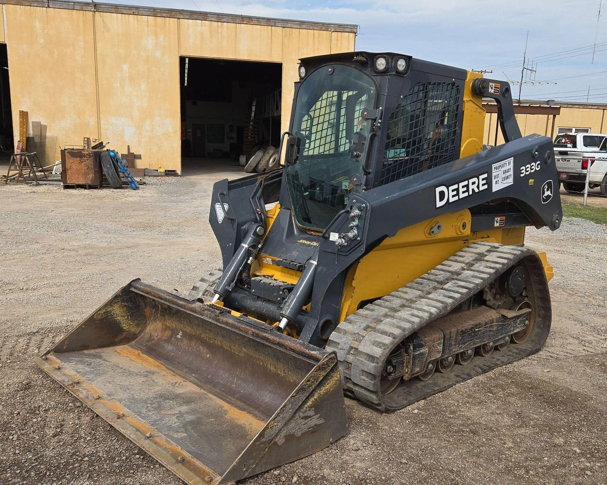 2018 John Deere 2018 John Deere 333G alt