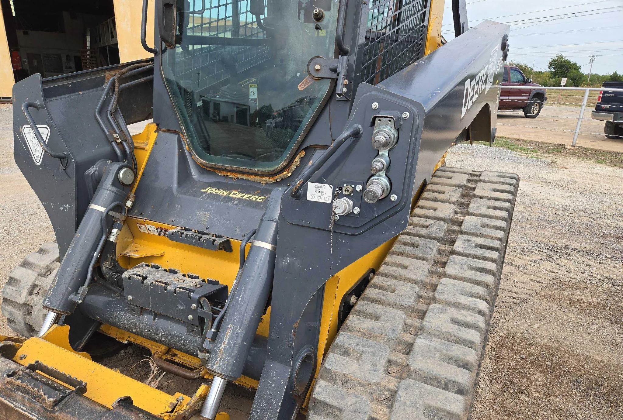 2018 John Deere 333G