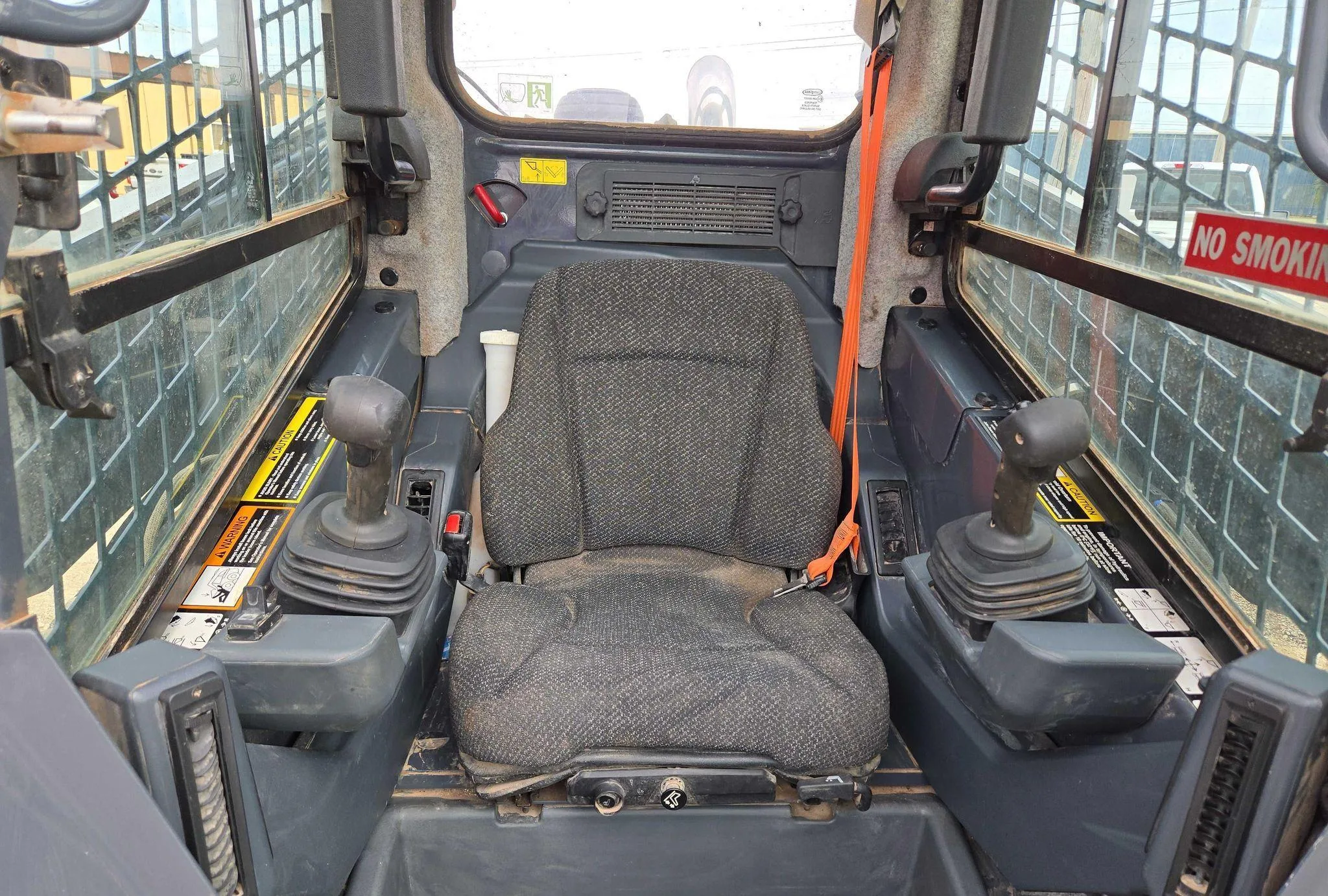 2018 John Deere 333G
