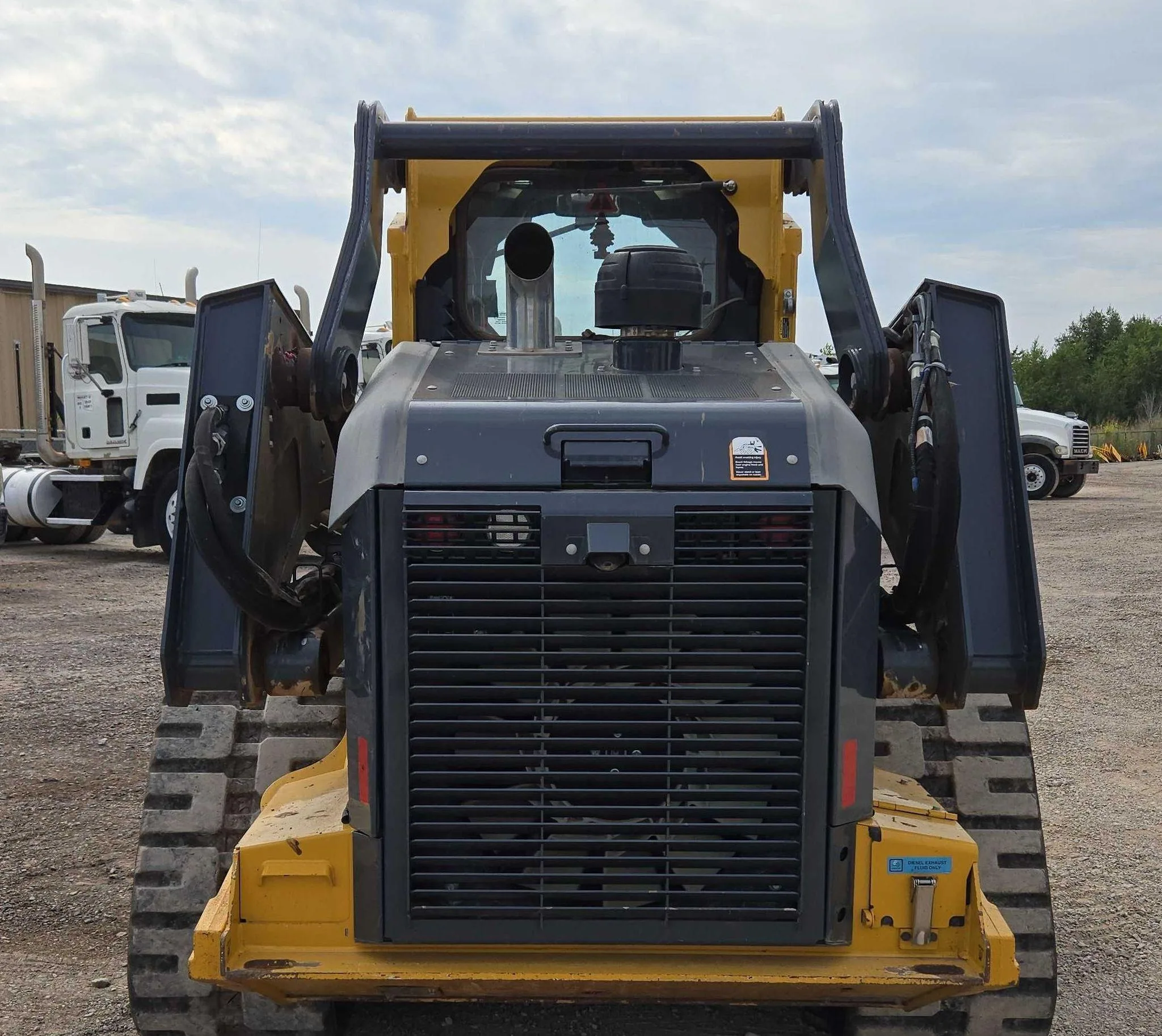 2018 John Deere 333G