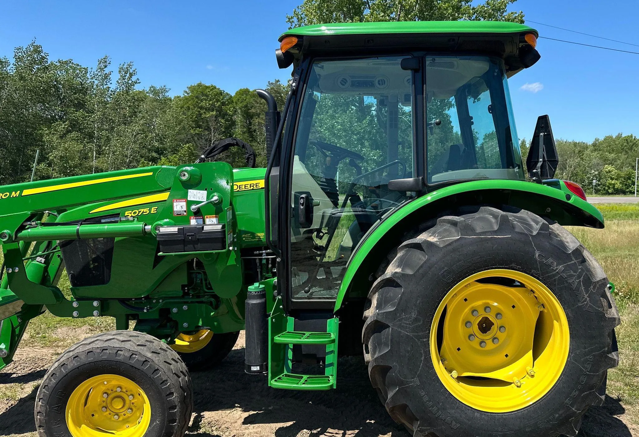 2021 John Deere 5075E
