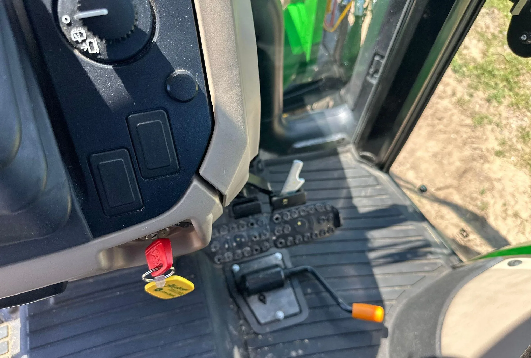 2021 John Deere 5075E