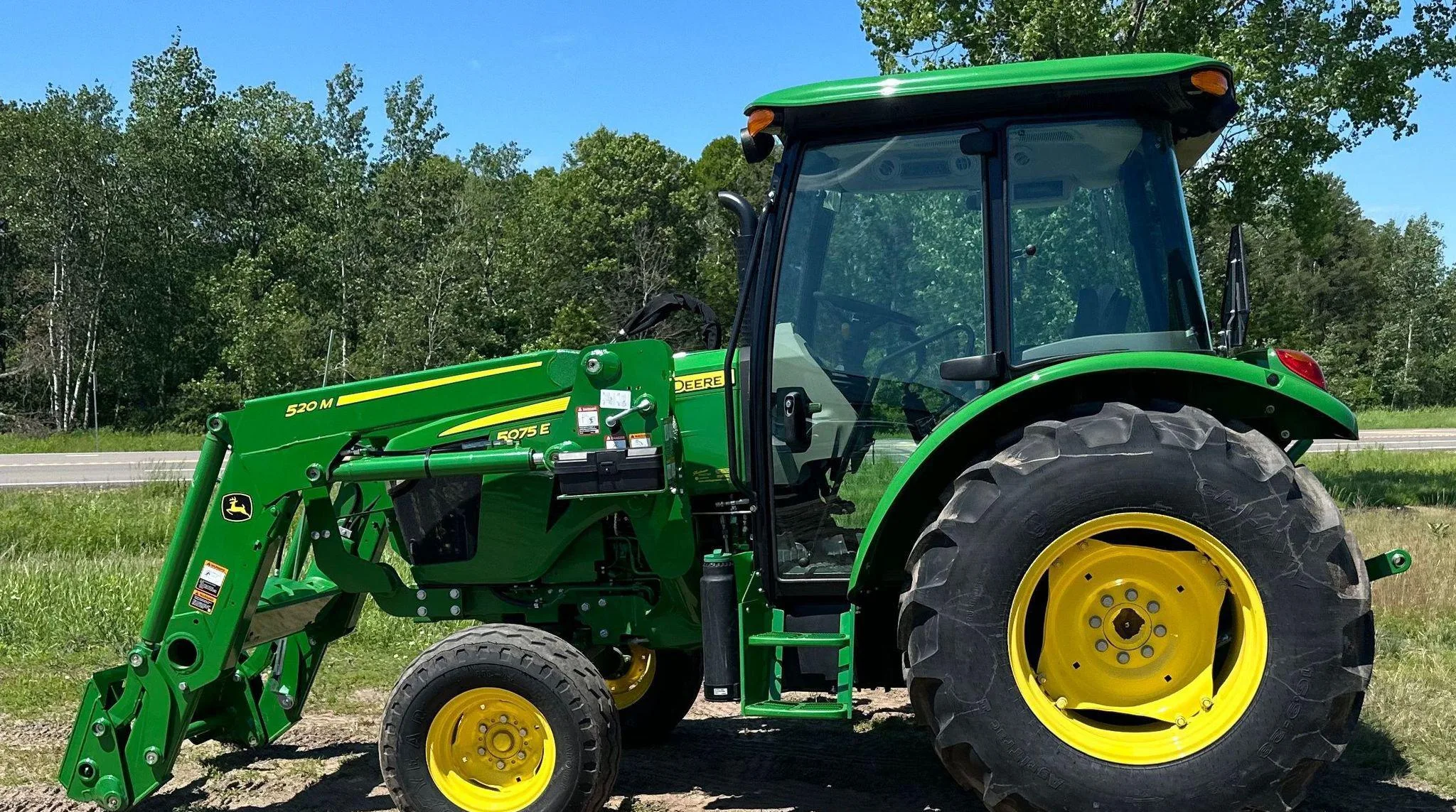 2021 John Deere 5075E