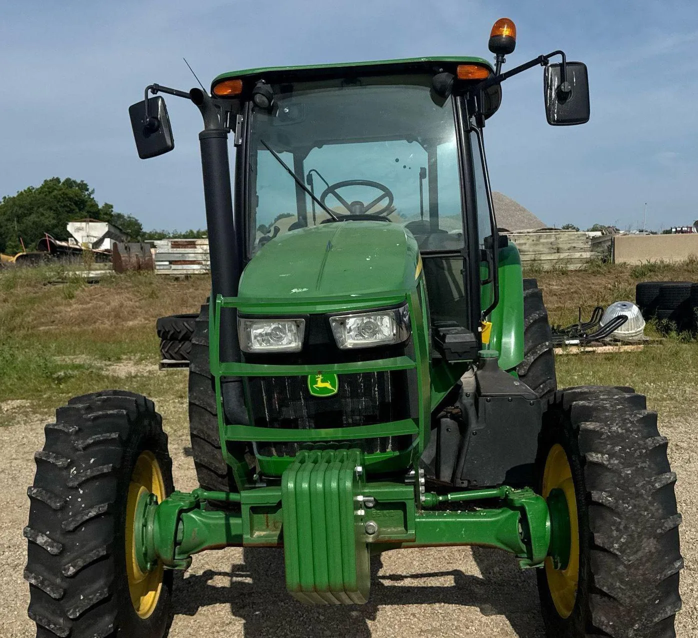 2019 John Deere 5100E