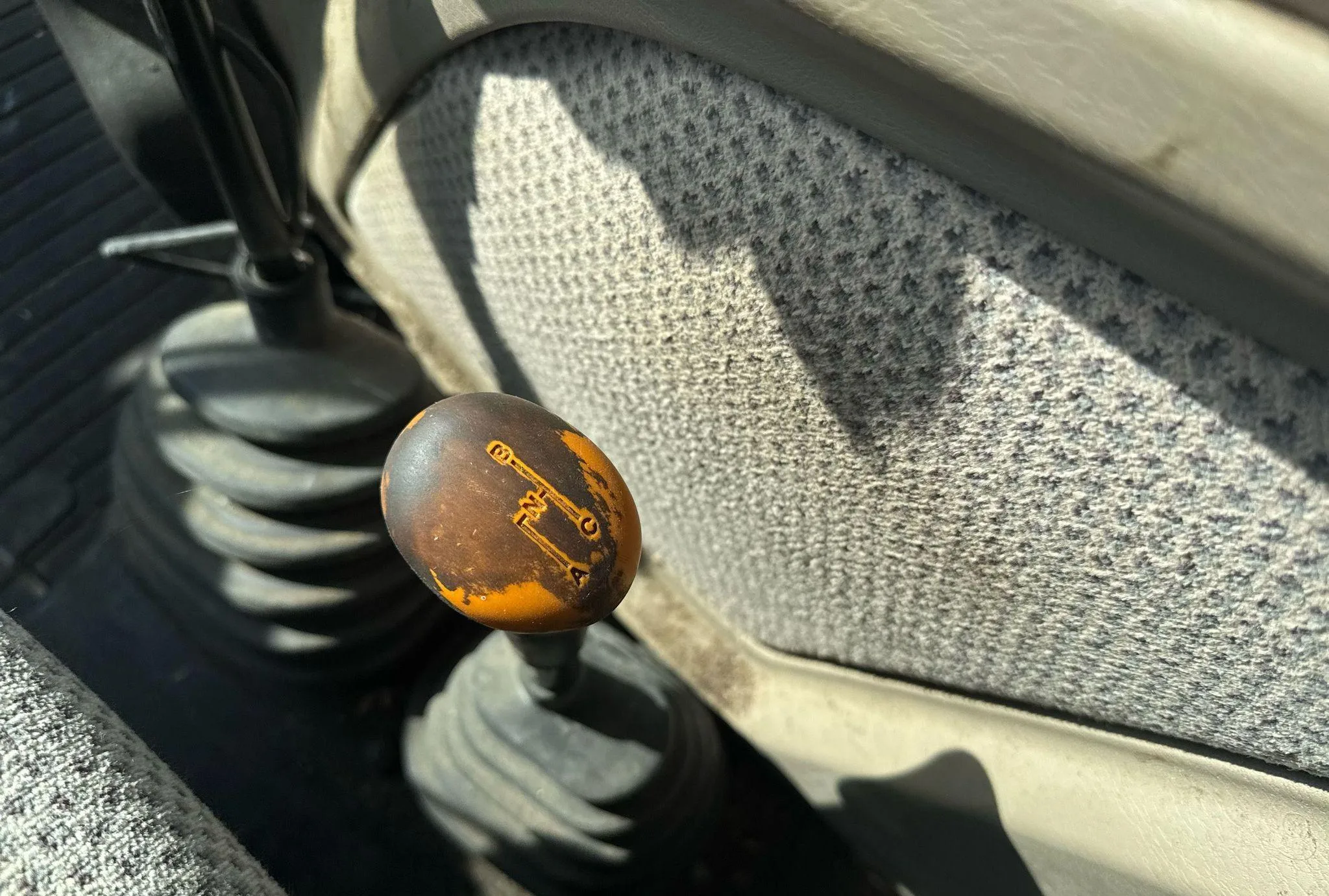 2019 John Deere 5100E