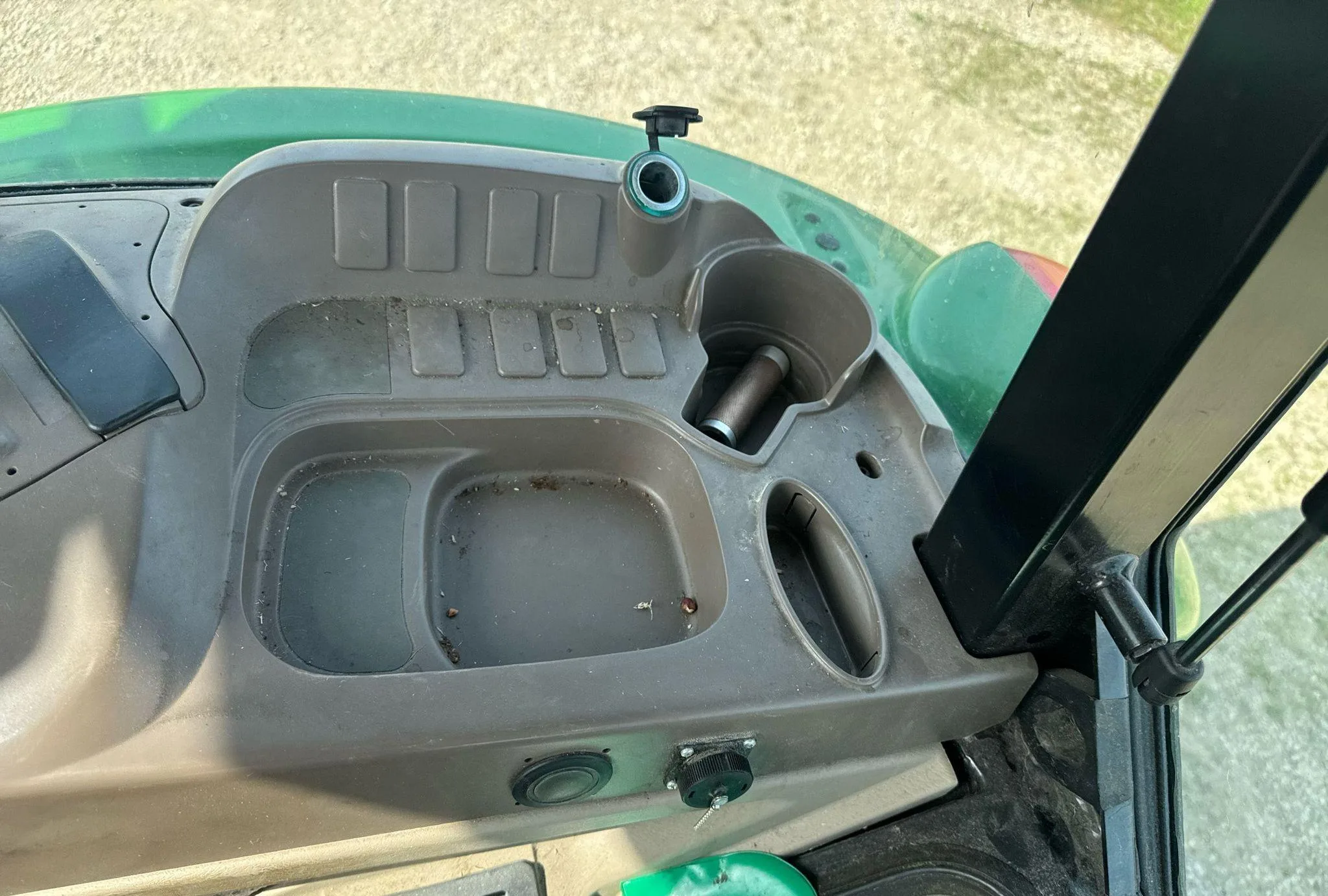 2019 John Deere 5100E