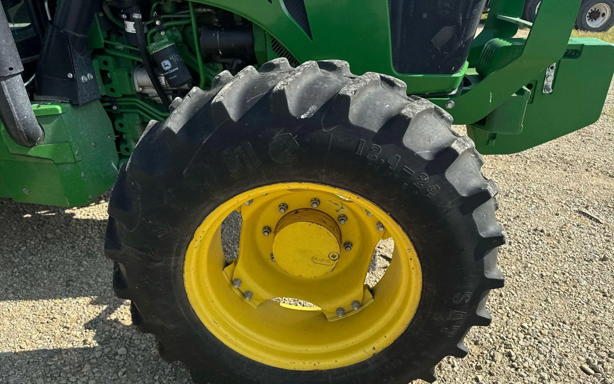 2019 John Deere 5100E