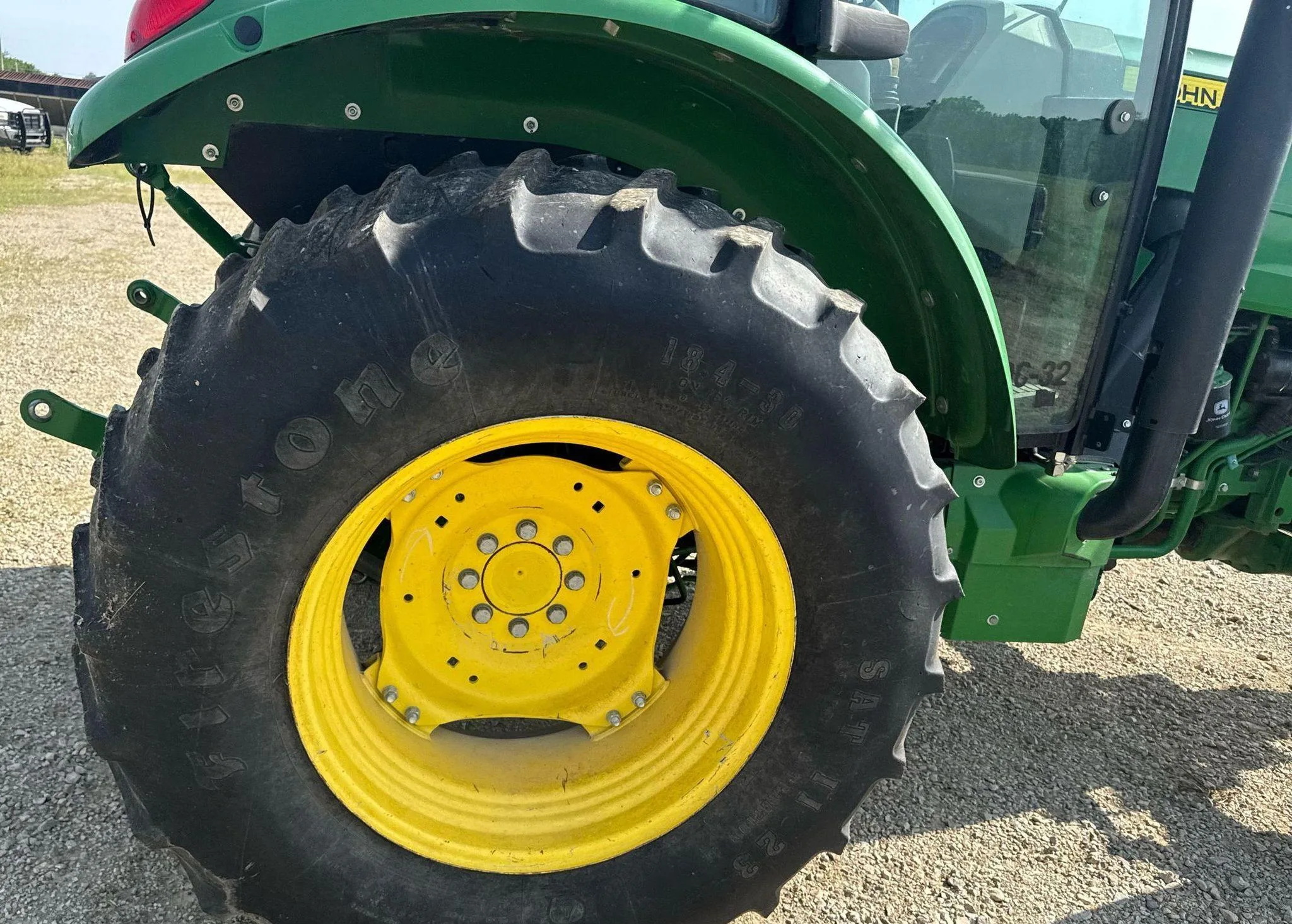 2019 John Deere 5100E