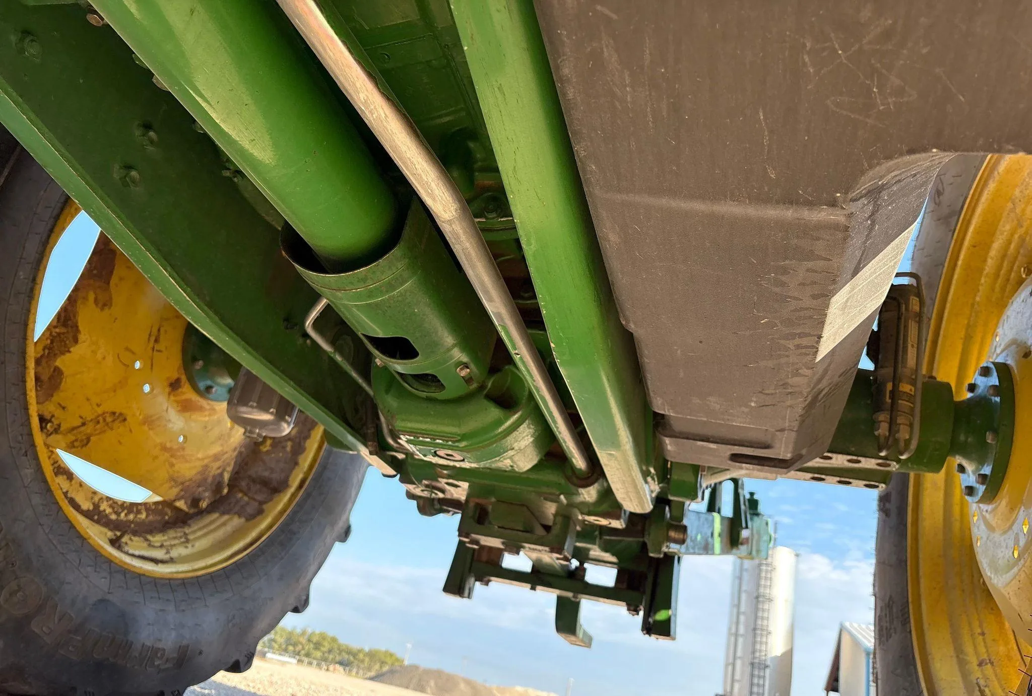 2016 John Deere 6120M