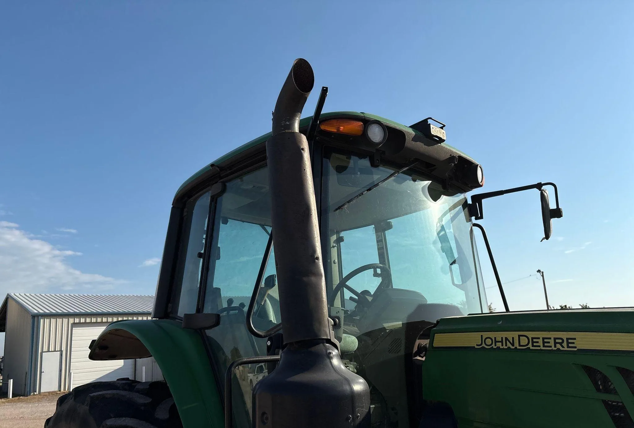 2016 John Deere 6120M