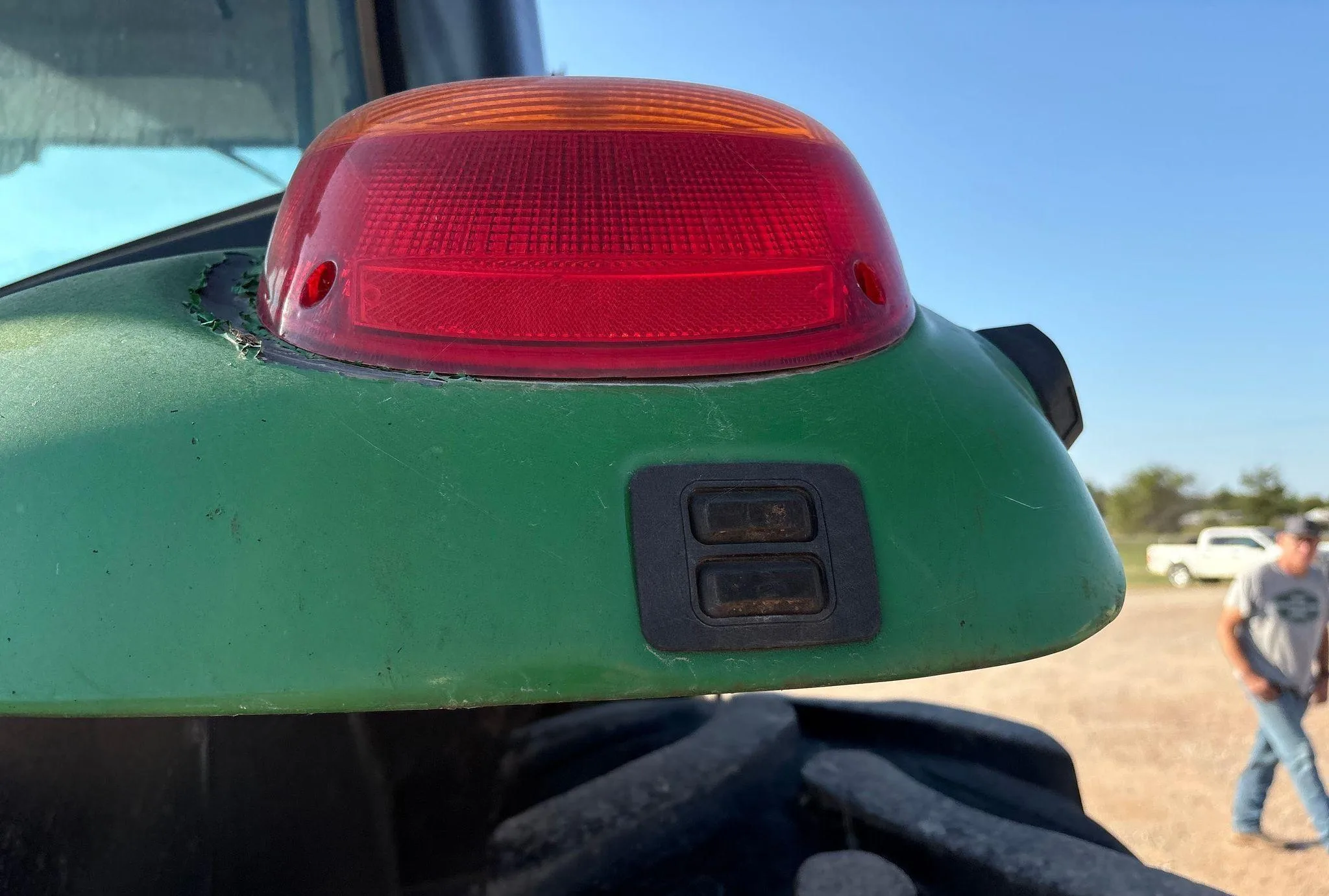 2016 John Deere 6120M