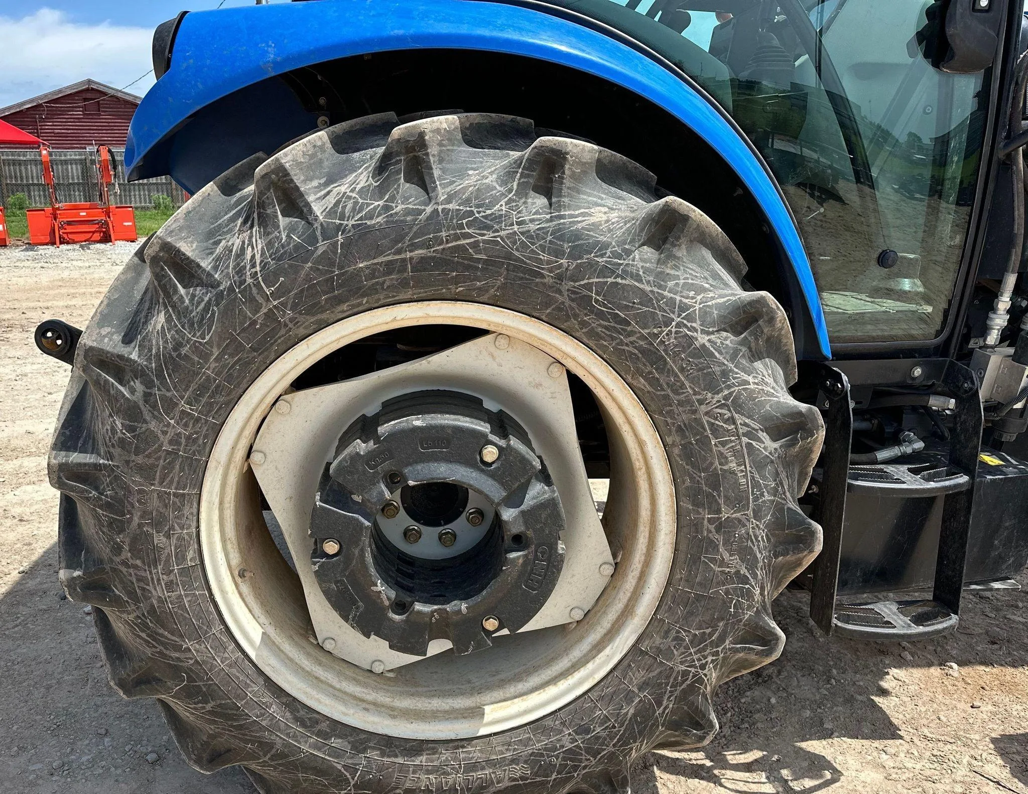2020 New Holland Workmaster 120