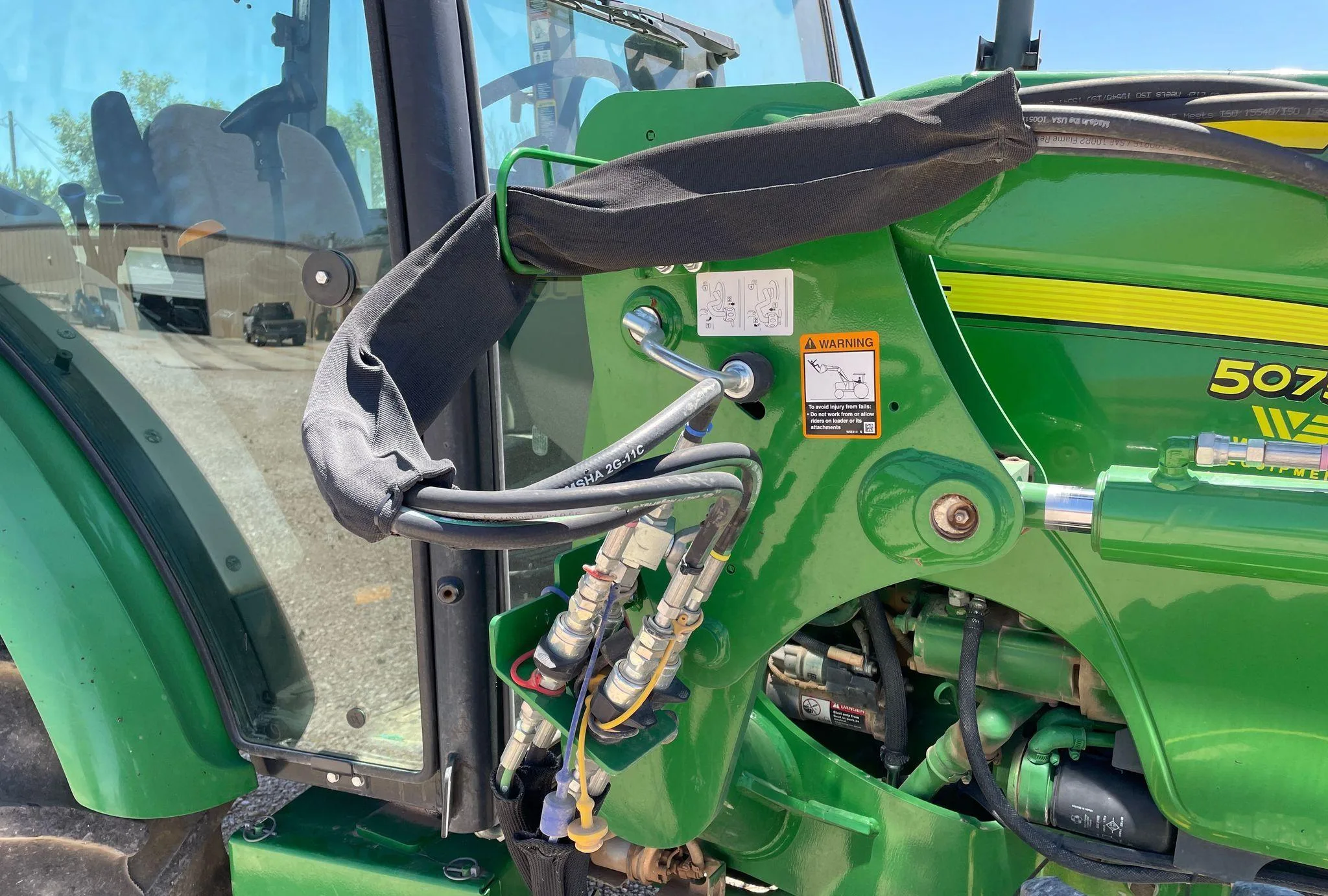 2018 John Deere 5075E