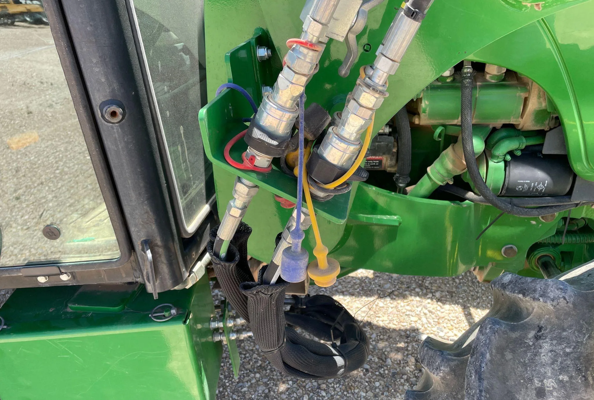 2018 John Deere 5075E