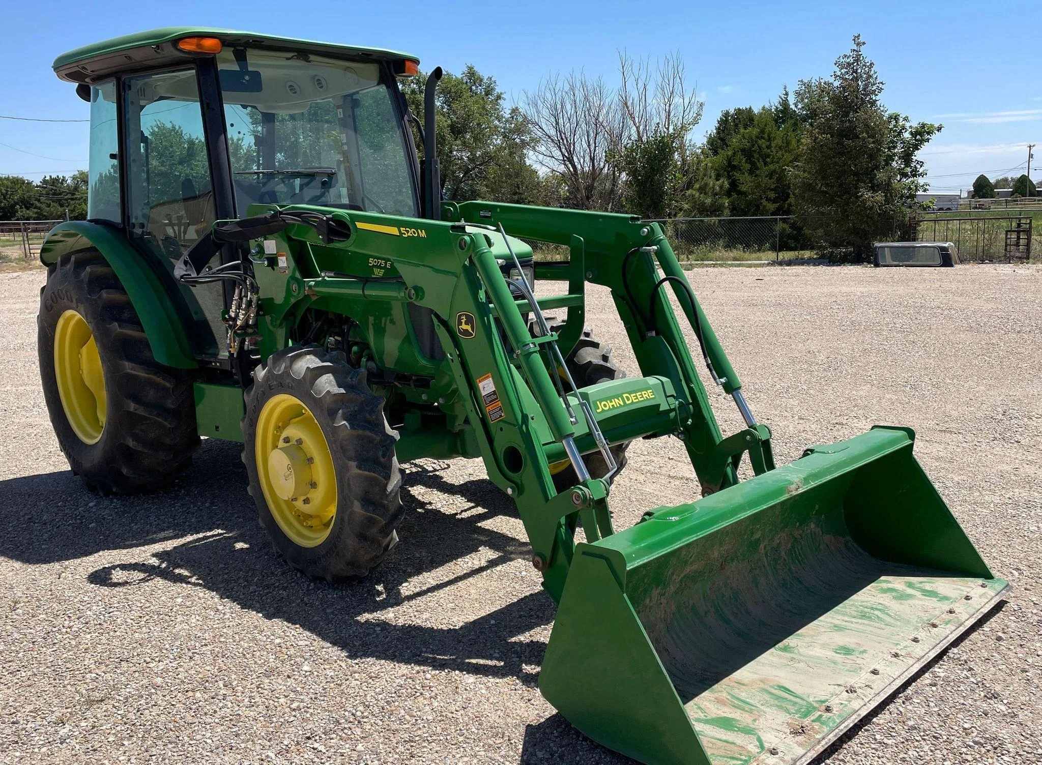 2018 John Deere 5075E