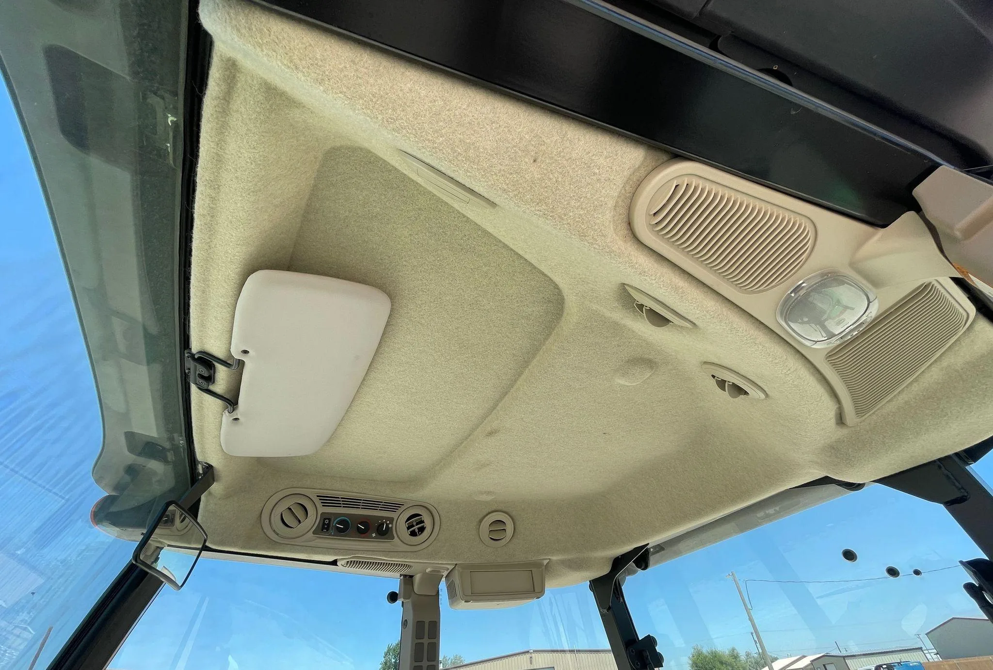 2018 John Deere 5075E