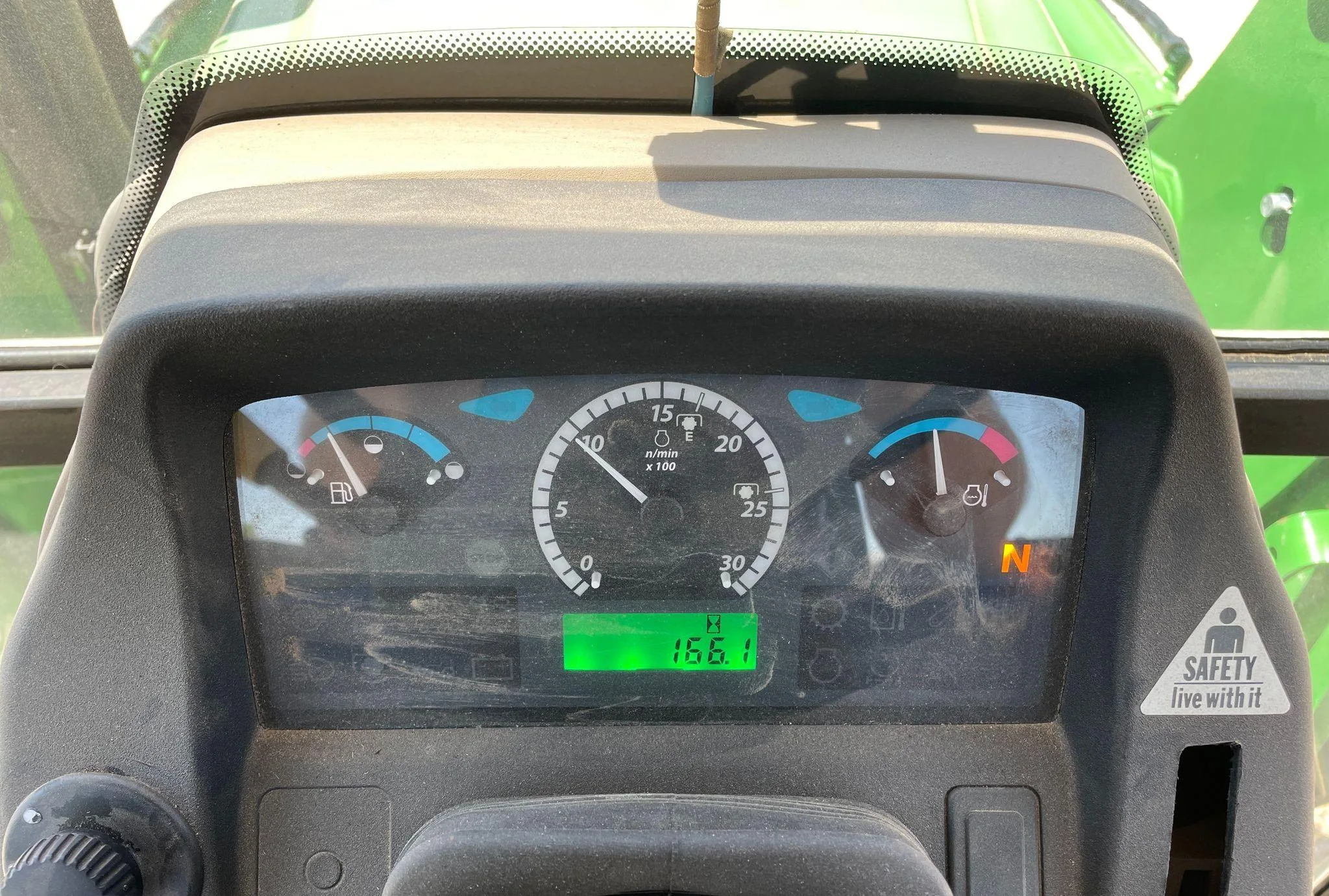2018 John Deere 5075E