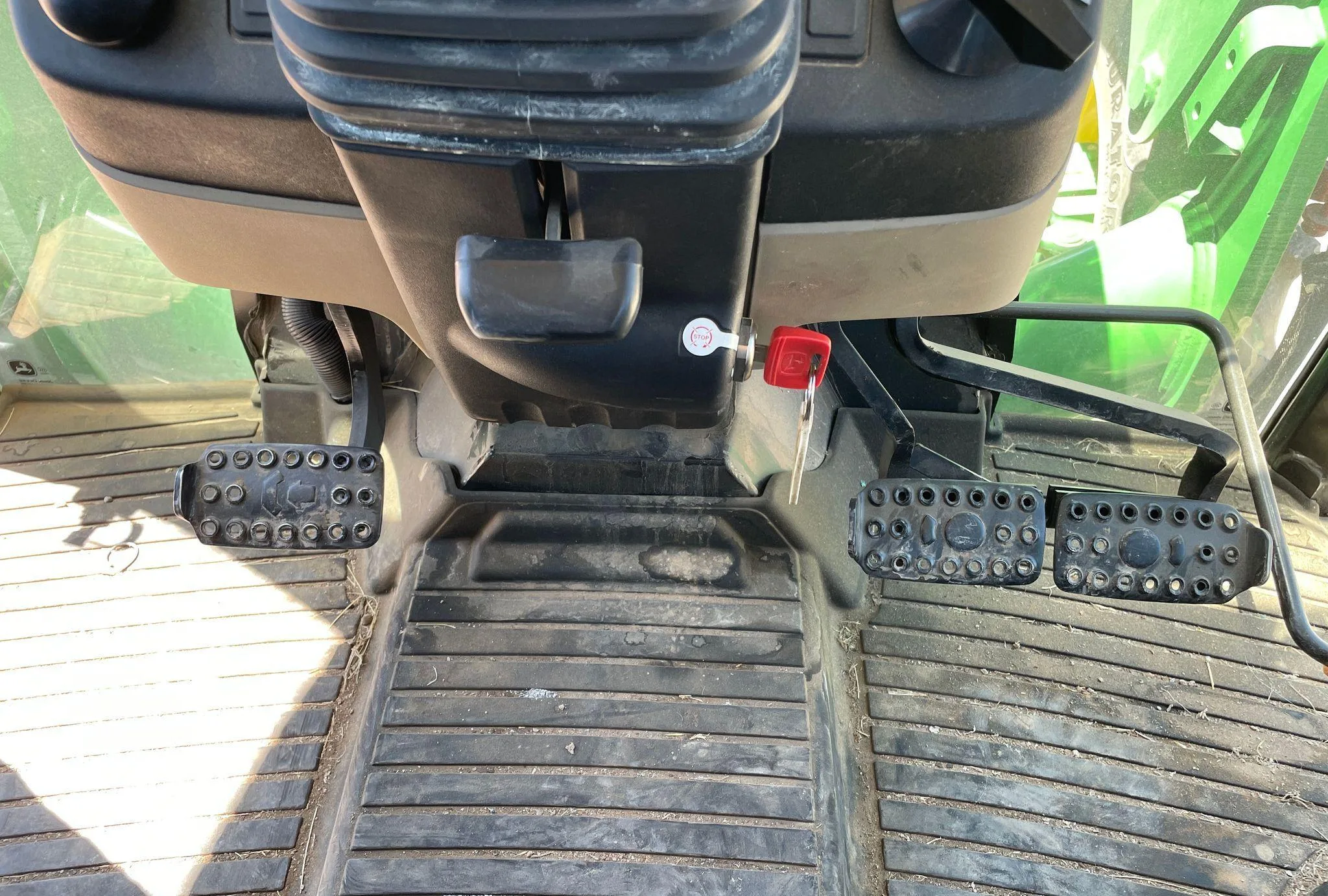 2018 John Deere 5075E