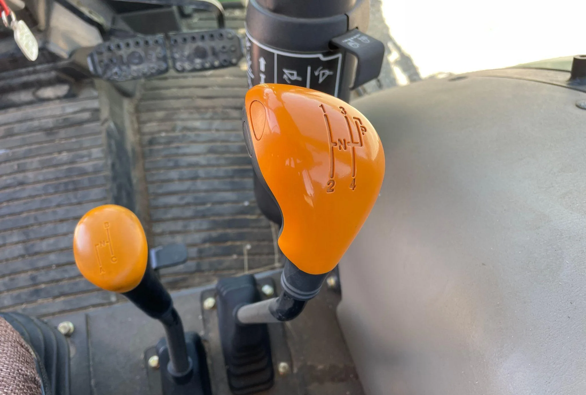 2018 John Deere 5075E