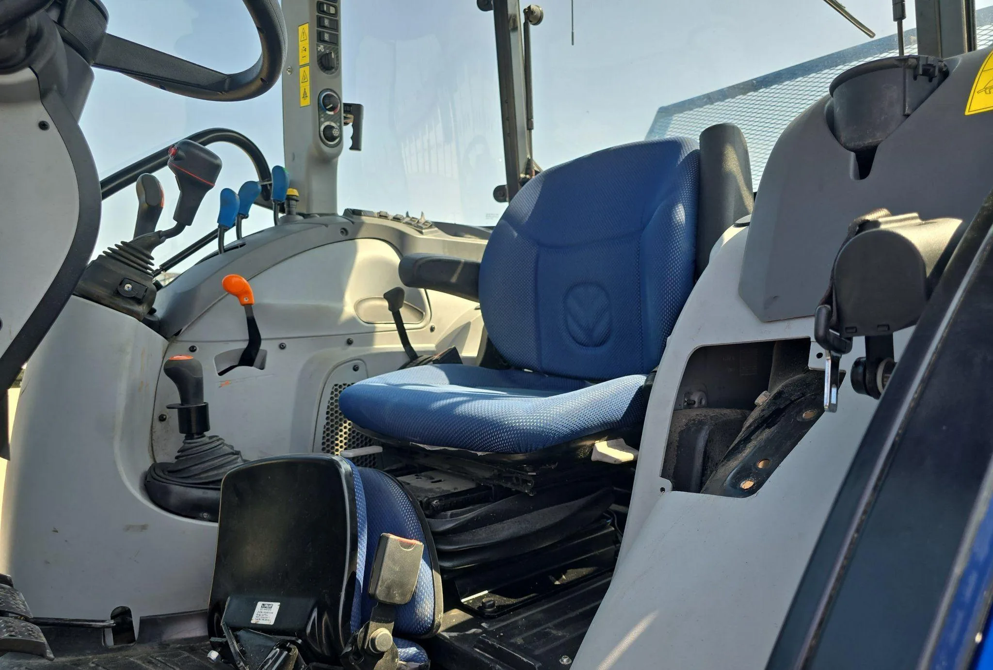 2019 New Holland Powerstar 100