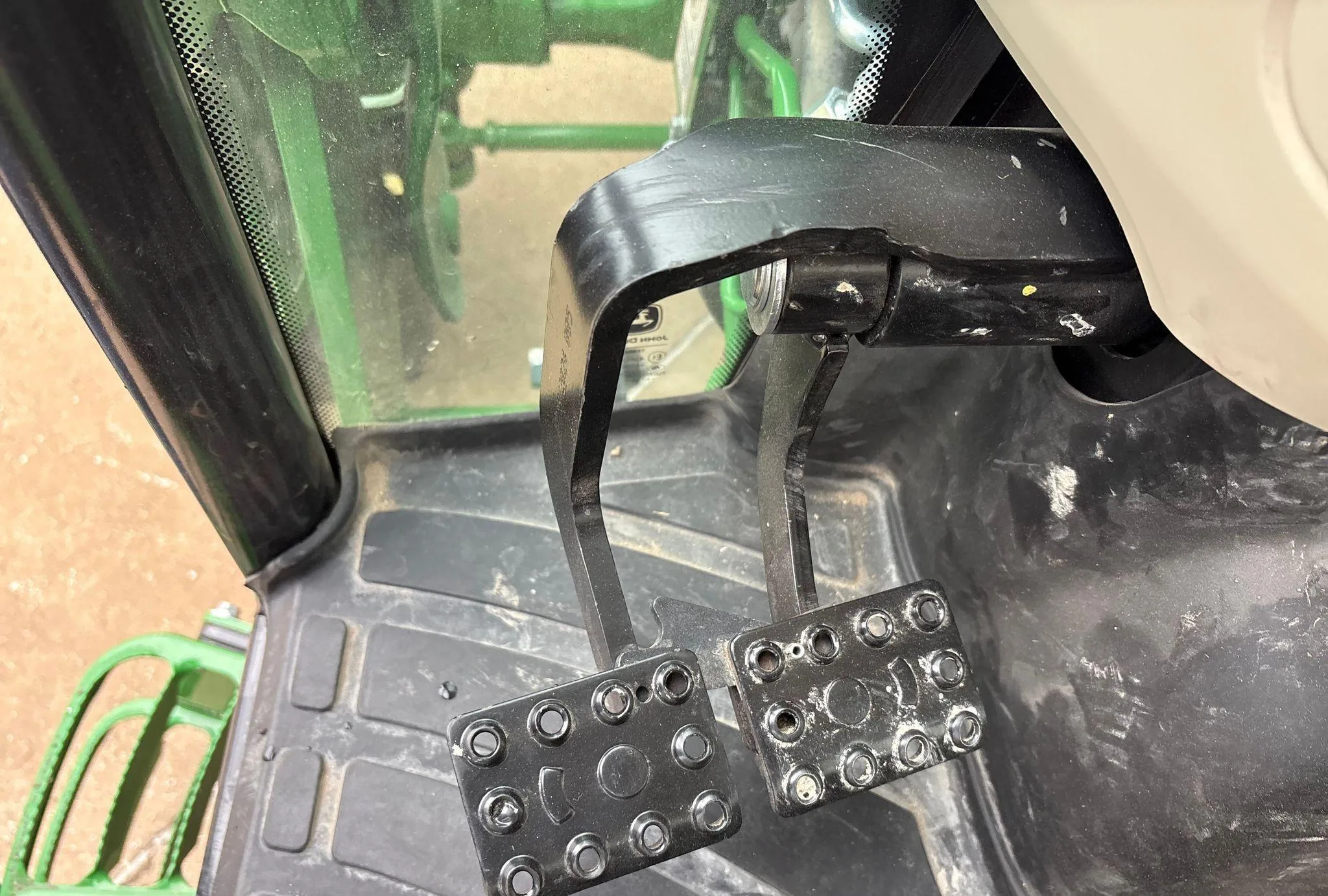 2024 John Deere 4066R