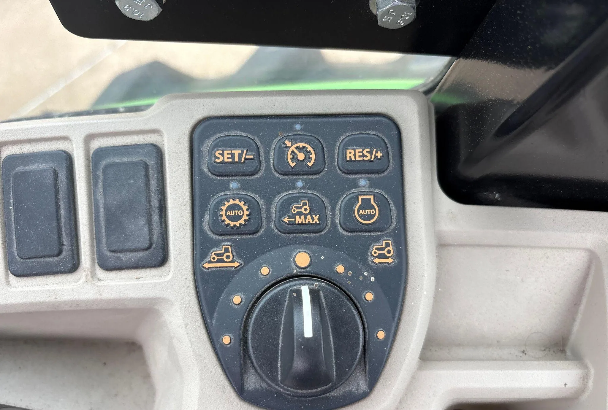2024 John Deere 4066R