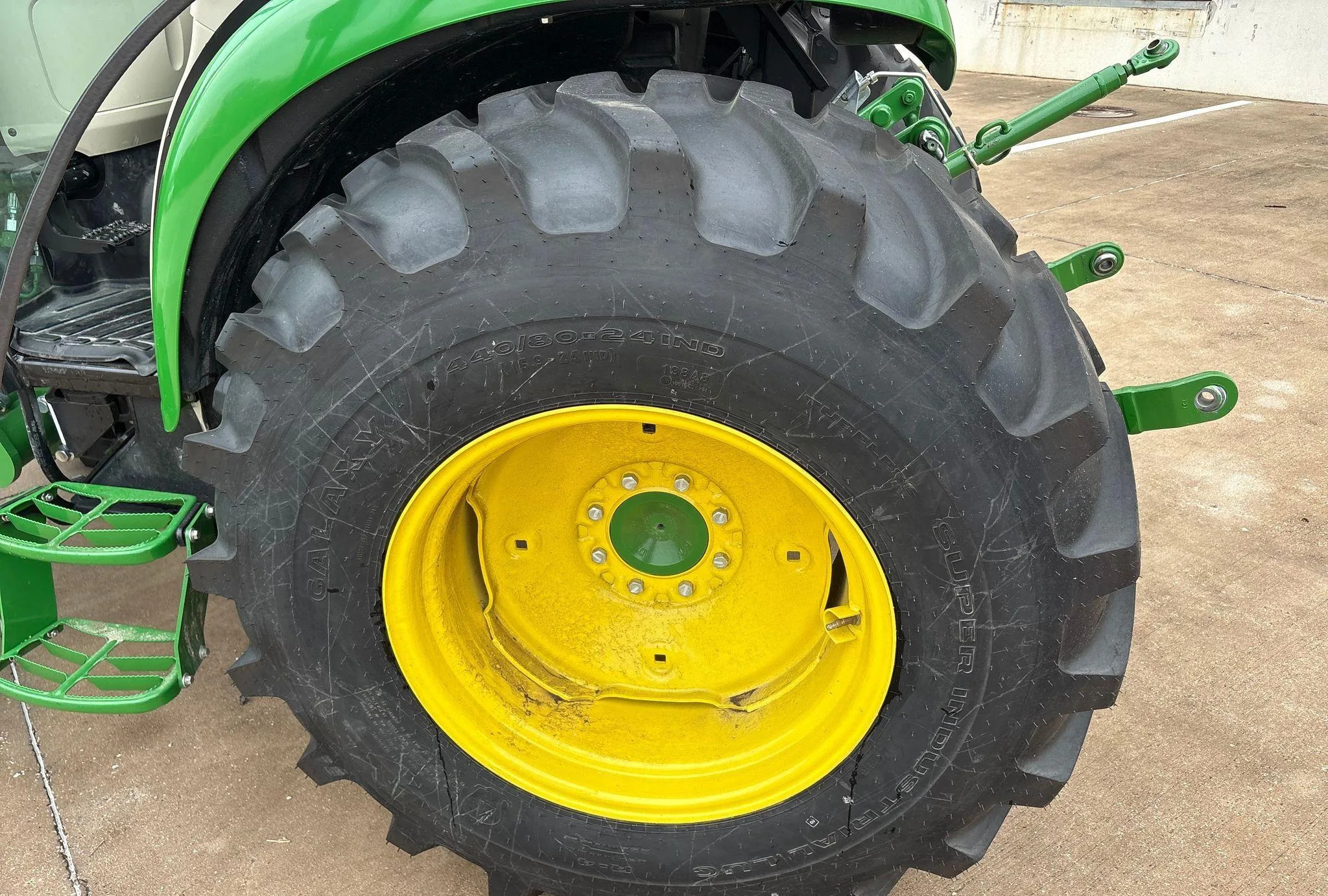 2024 John Deere 4066R