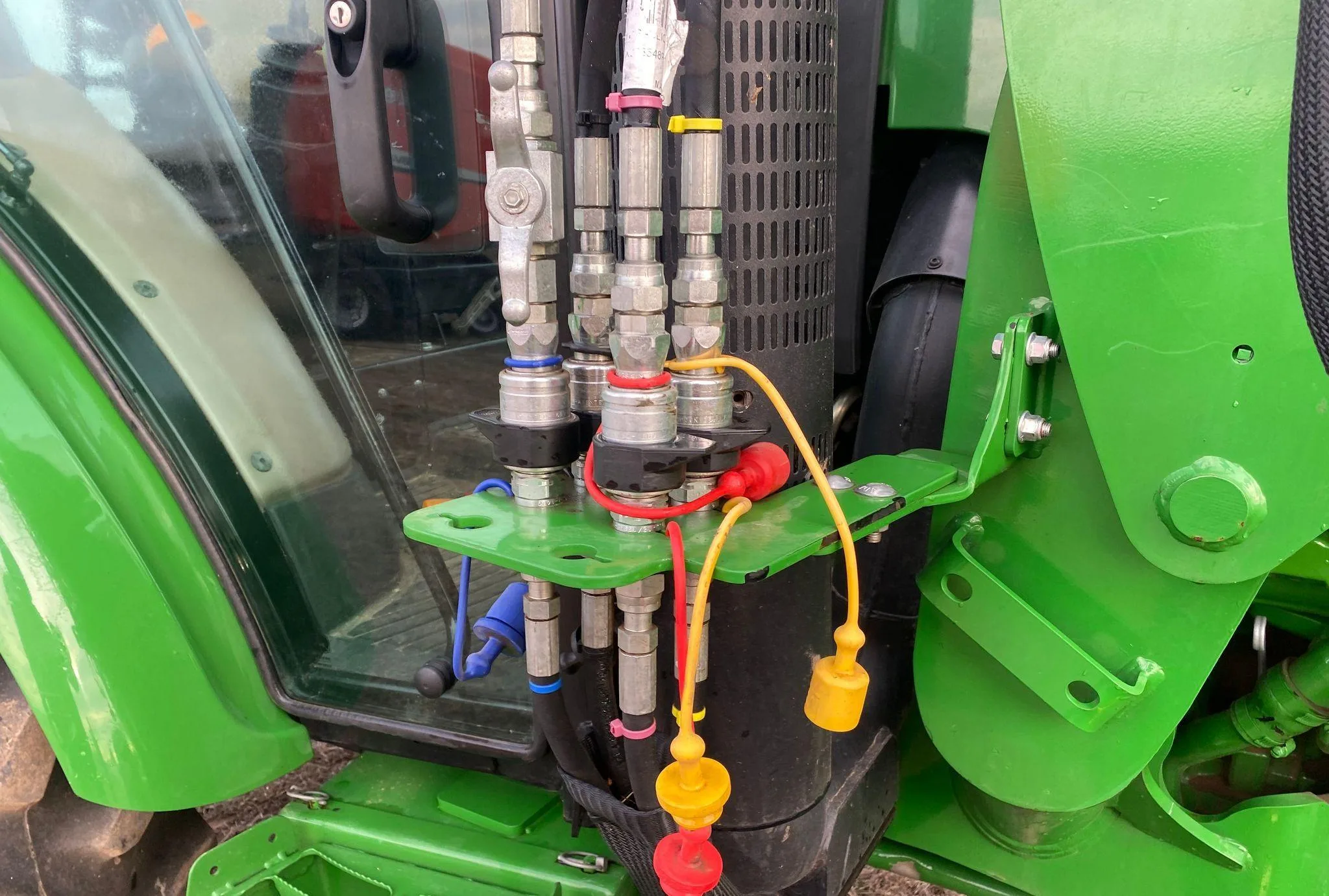 2017 John Deere 5065E