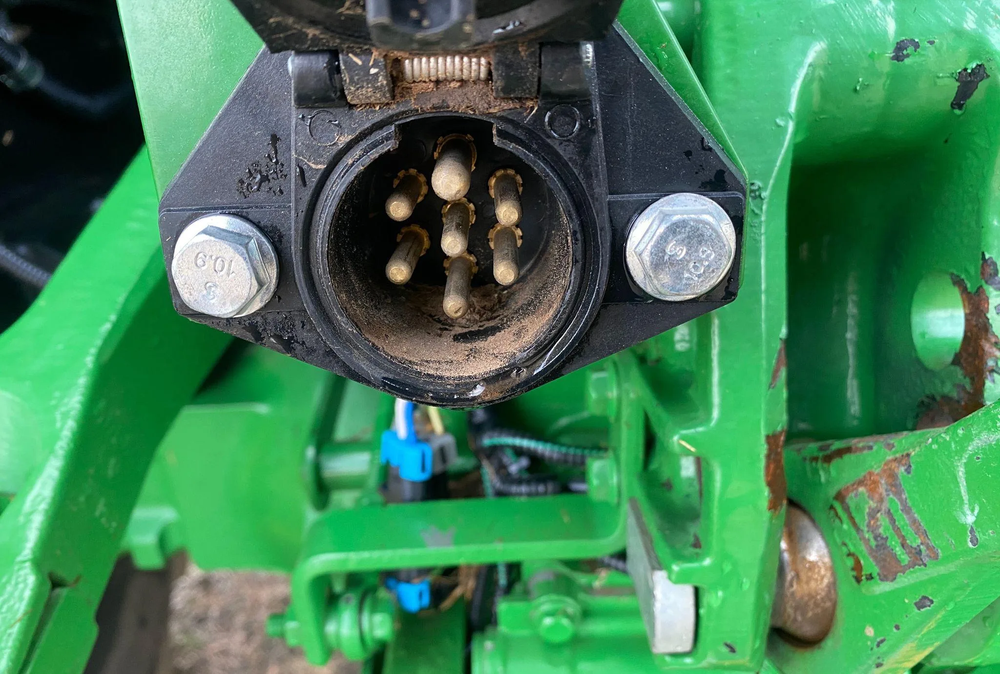 2017 John Deere 5065E