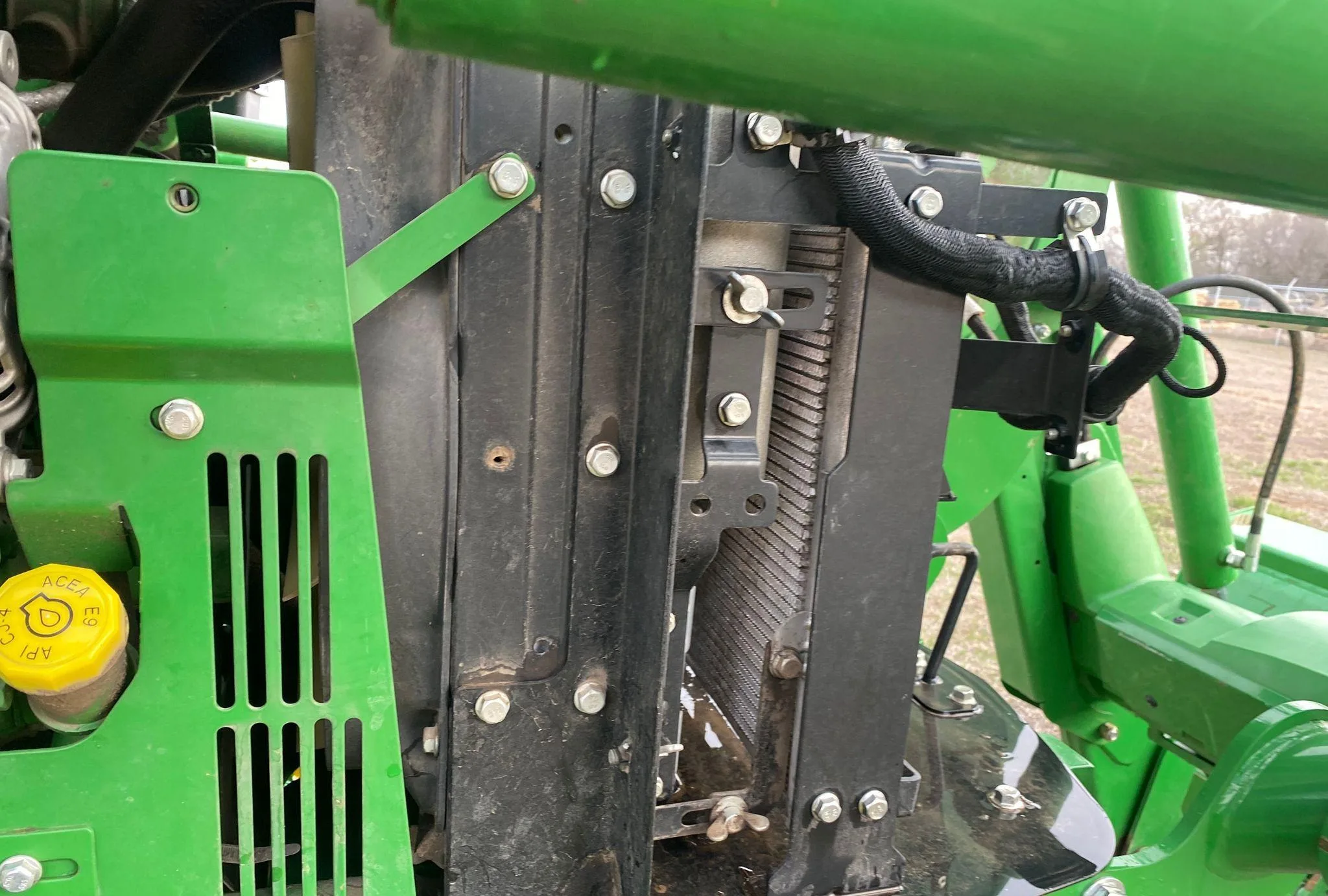 2017 John Deere 5065E