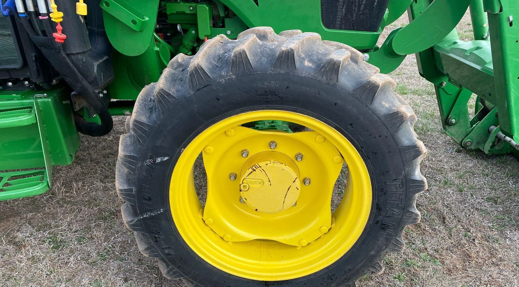 2017 John Deere 5065E