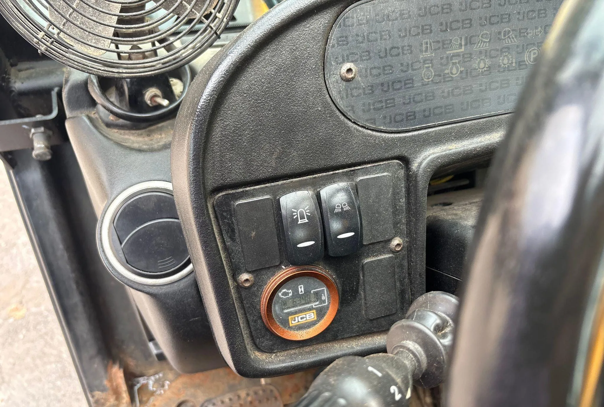 2020 JCB 512.56