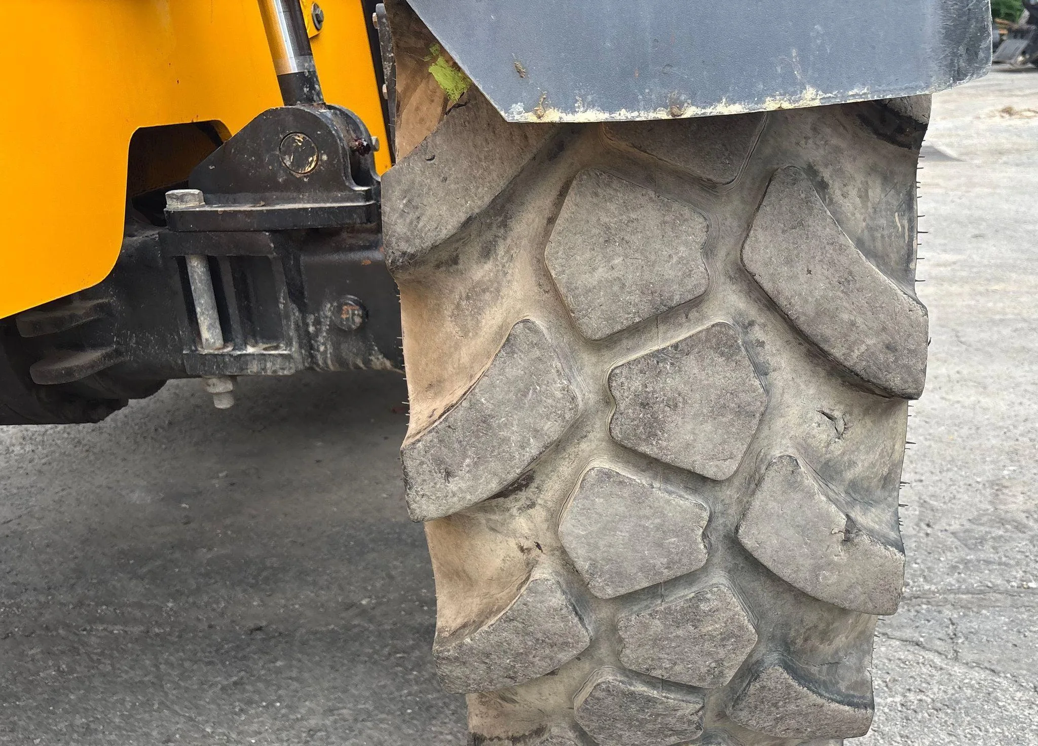 2020 JCB 512.56