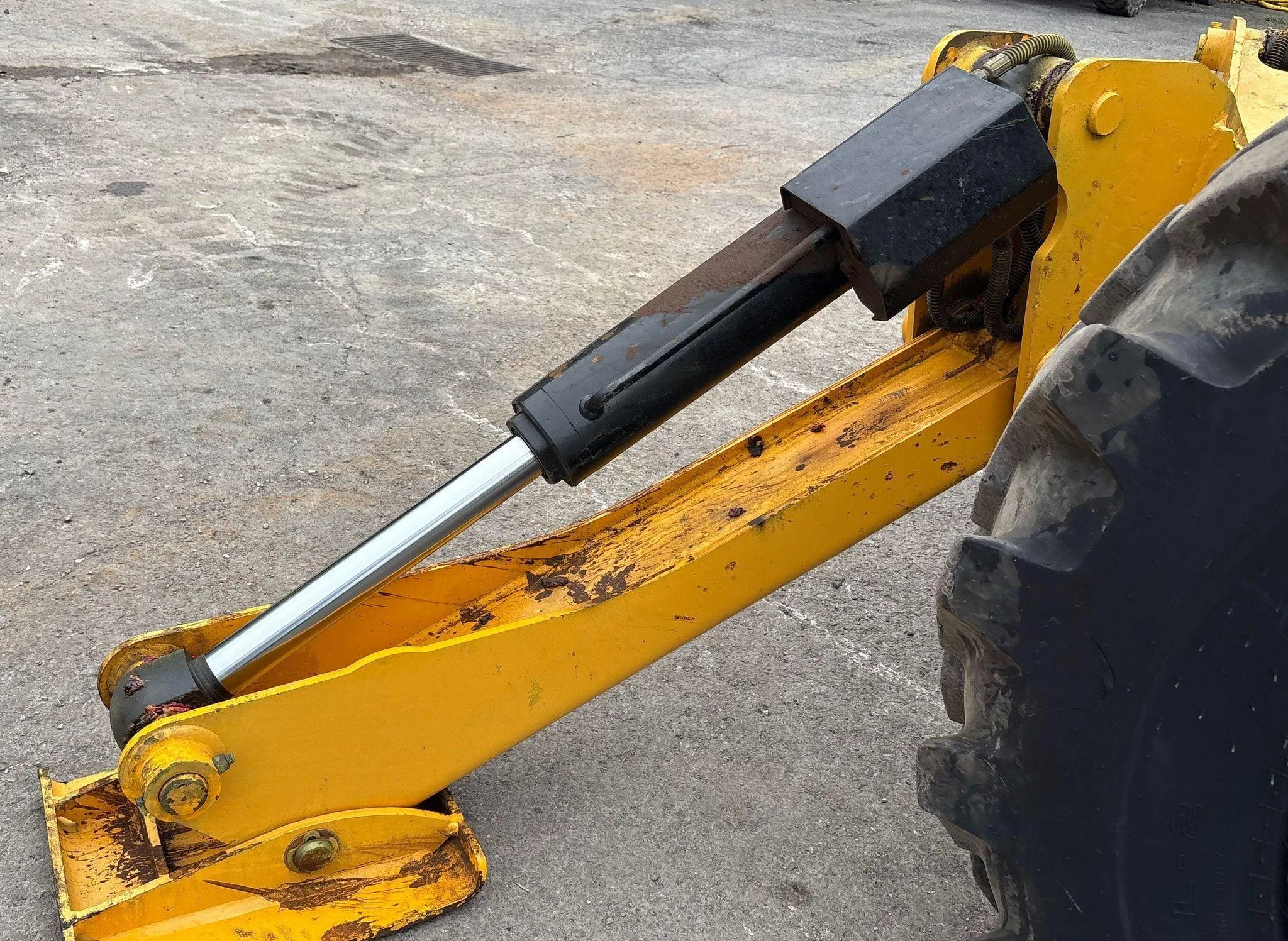 2020 JCB 512.56